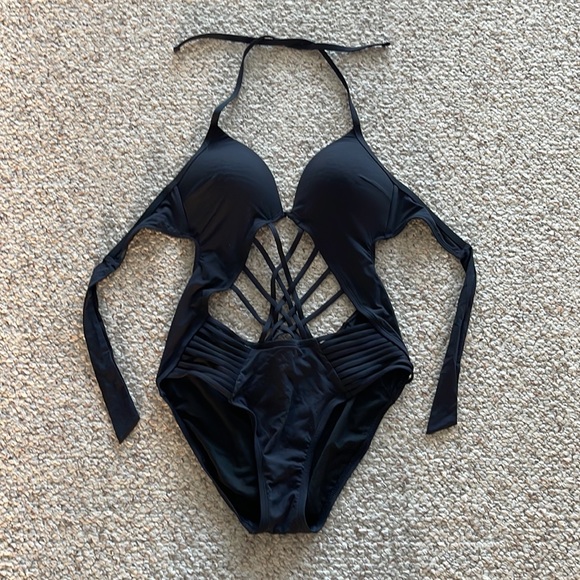 Kenneth Cole cut out strappy push up one piece - Picture 2 of 3
